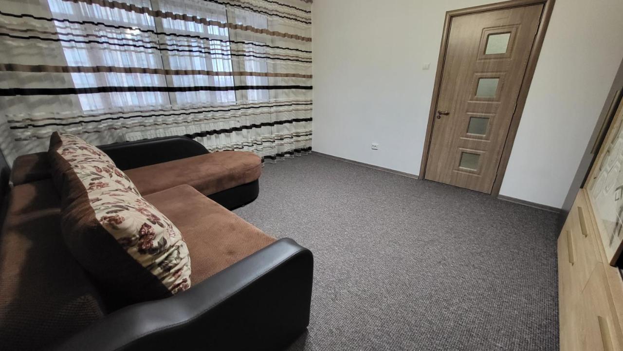 Apartament Navi Onesti Eksteriør bilde