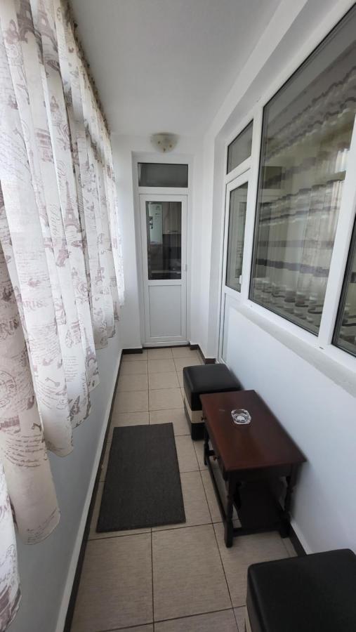 Apartament Navi Onesti Eksteriør bilde